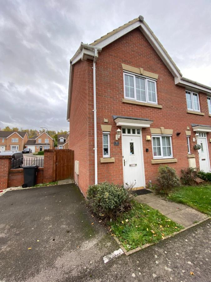 Wellingborough Cosy Hub Villa Great Harrowden Exterior photo
